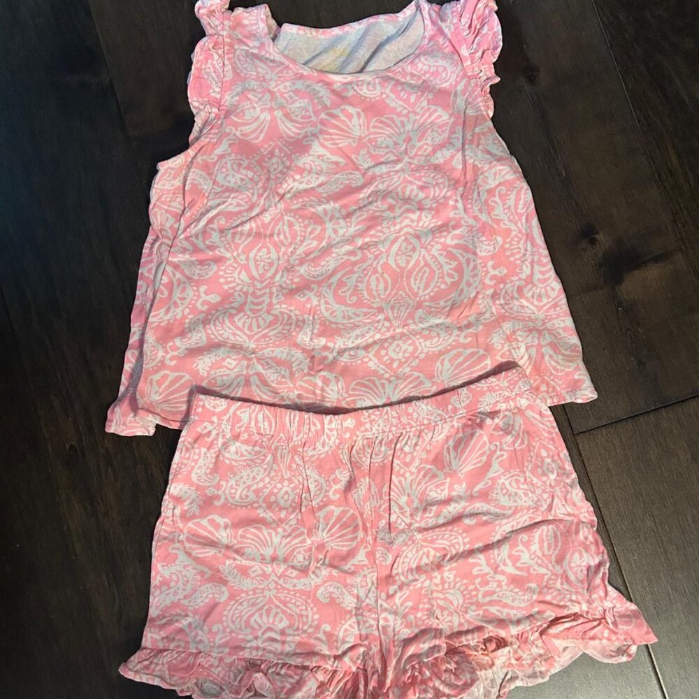 Lilly Pulitzer Flutter Sleeve Top & Short Set Size L